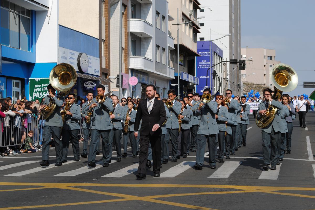 Desfile dos 196 anos de Ponta Grossa